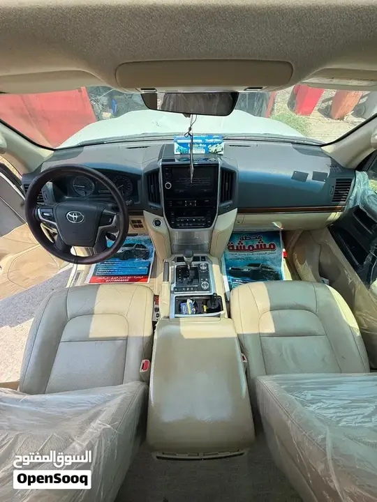 Toyota Land Cruiser Gxr 2017 photo 2