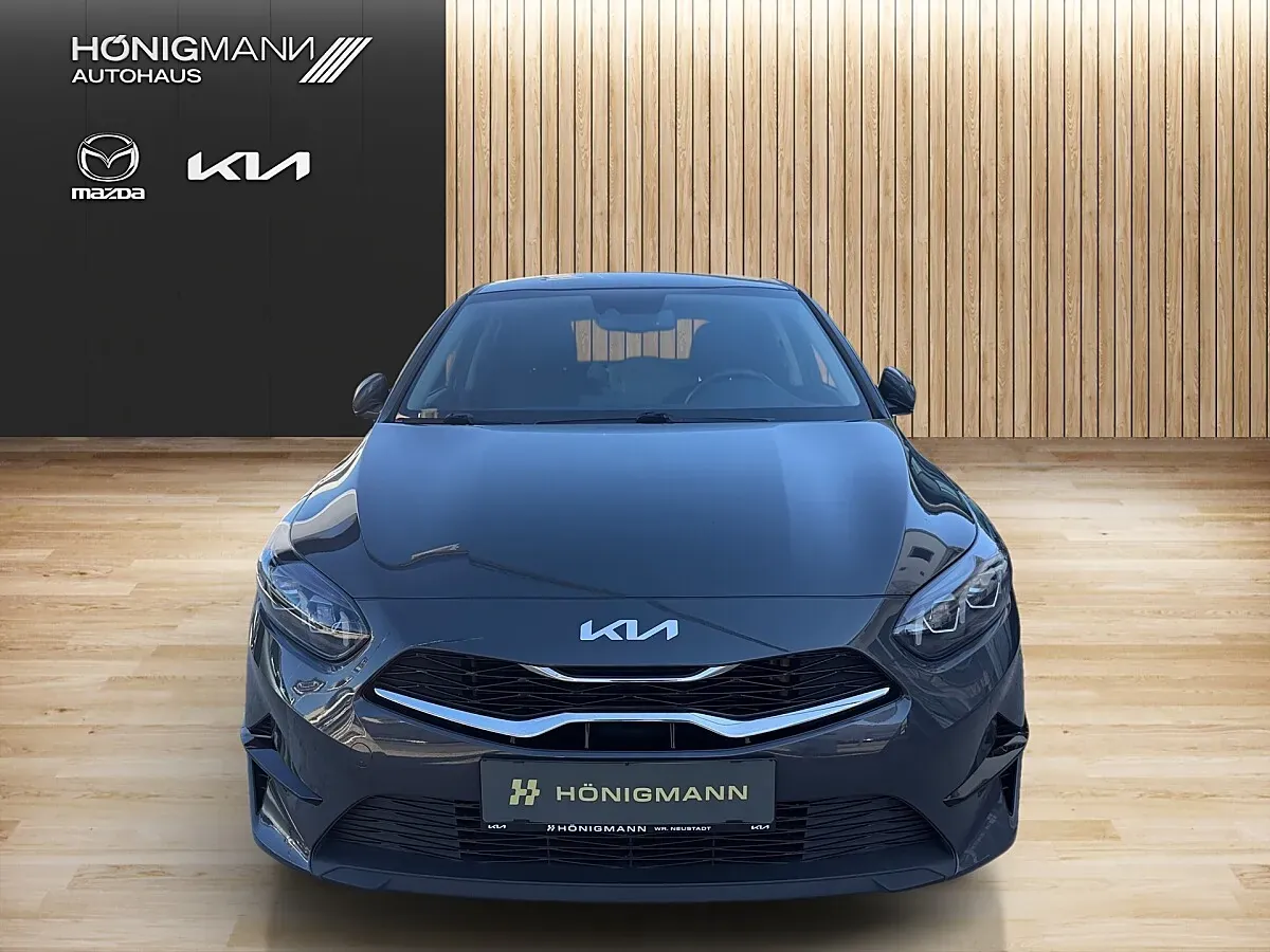 Kia Ceed 2022 photo 2