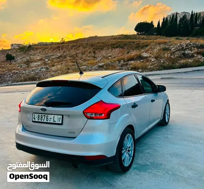 Ford Focus 2018 photo 2