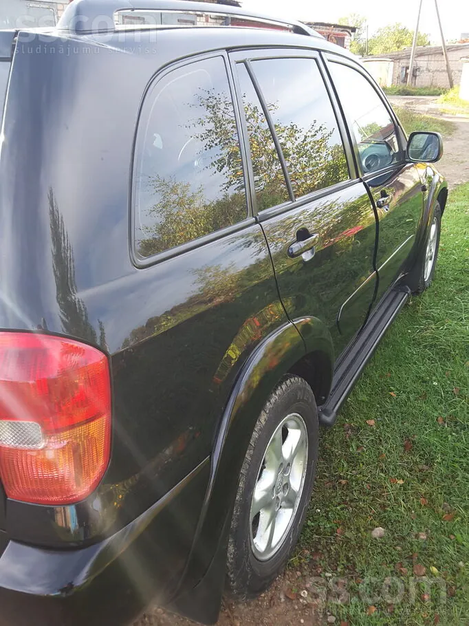 Toyota Rav 4 2003 photo 3