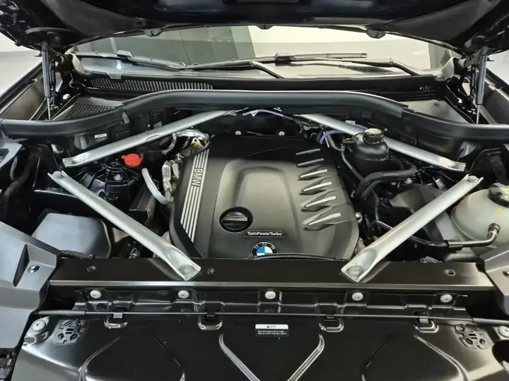 BMW X6 2021 photo 5