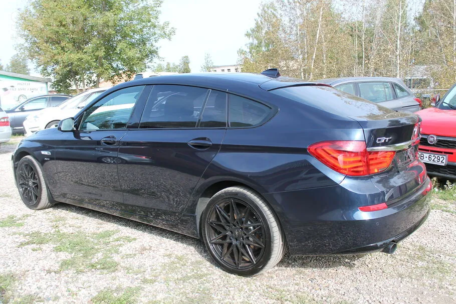 BMW 530 2010 photo 4