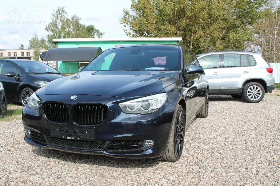 BMW 530 2010 photo 2