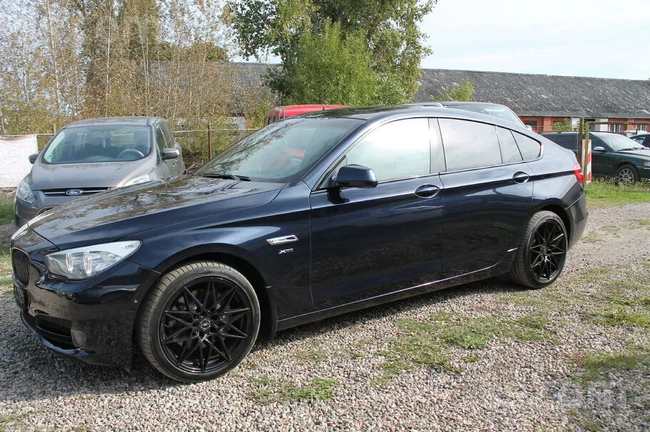 BMW 530 2010 photo 3