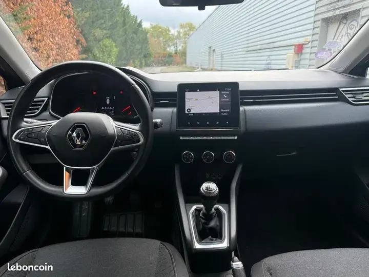 Renault Clio 2021 photo 3