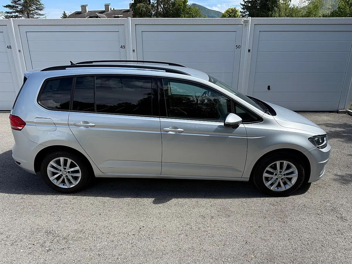 Volkswagen Touran 2018 photo 3