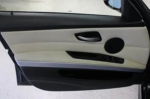 BMW 320 2008 photo 5