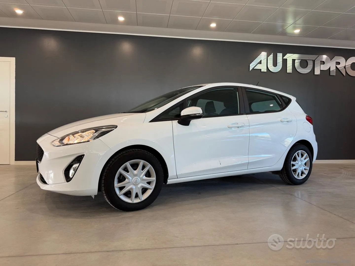 Ford Fiesta 2019 photo 2