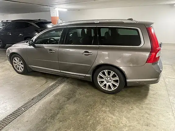 Volvo V70 2009 photo 5