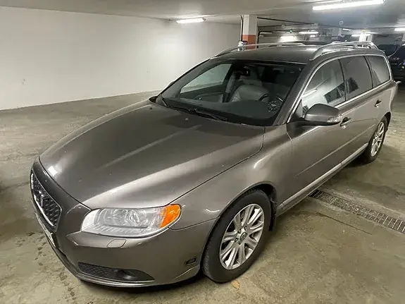 Volvo V70 2009 photo 3