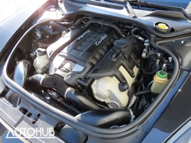 Porsche Panamera 2010 photo 5