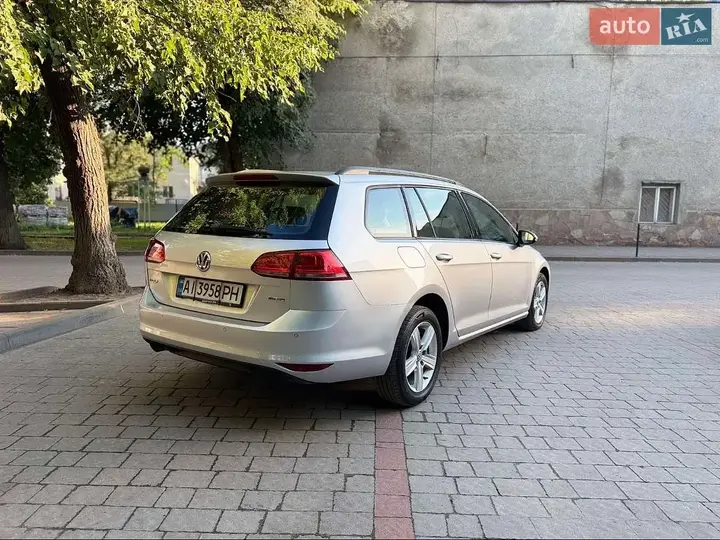 Volkswagen Golf 2013 photo 5