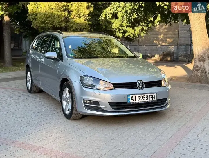 Volkswagen Golf 2013 photo 3