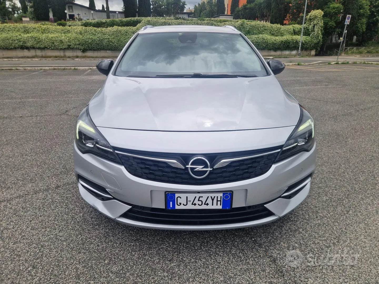 Opel Astra 2022 photo 2