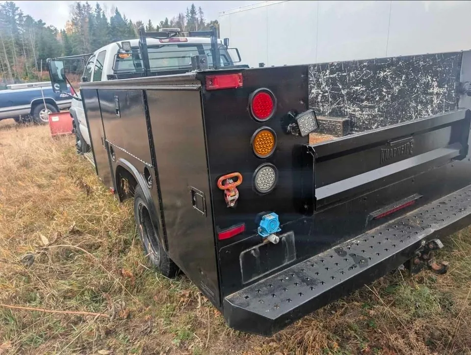 Chevrolet Silverado 3500Hd 2005 photo 4