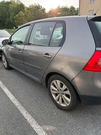 Volkswagen Golf 5 2009 photo 2