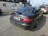 Mercedes-Benz E-Class 2011 photo 5