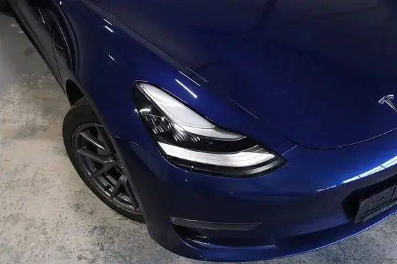 Tesla Model 3 2021 photo 3