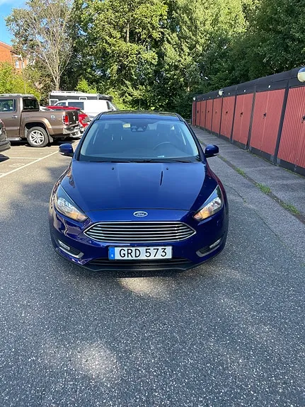 Ford Focus 2015 photo 2