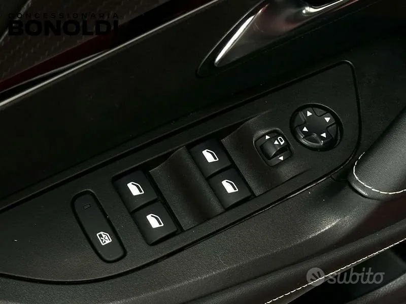 Peugeot 2008 2021 photo 5