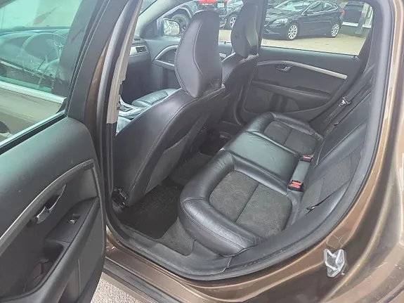 Volvo V70 2014 photo 4