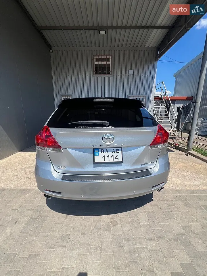 Toyota Venza 2014 photo 3
