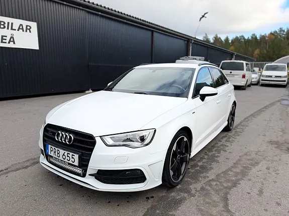 Audi A3 2016 photo 2