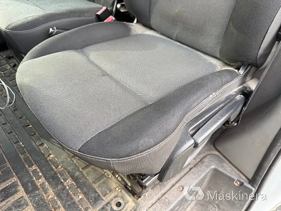Nissan Nv400 2015 photo 4