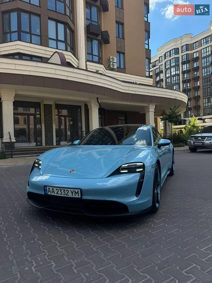 Porsche Taycan 2021 photo 2