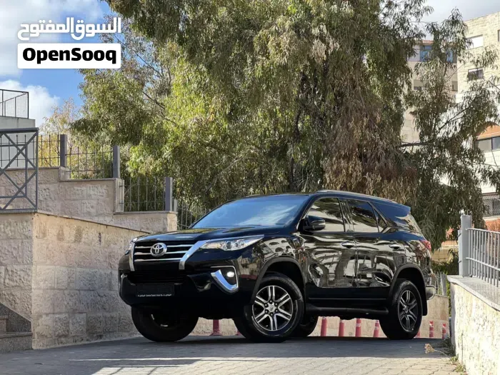 Toyota Fortuner 2019 photo 3