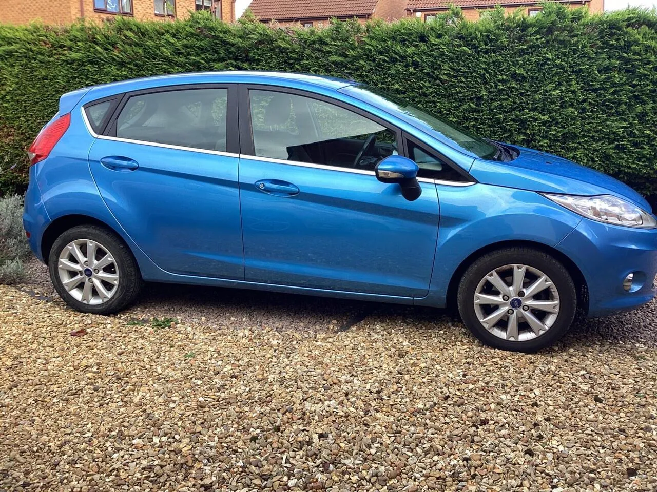 Ford Fiesta 2011 photo 5