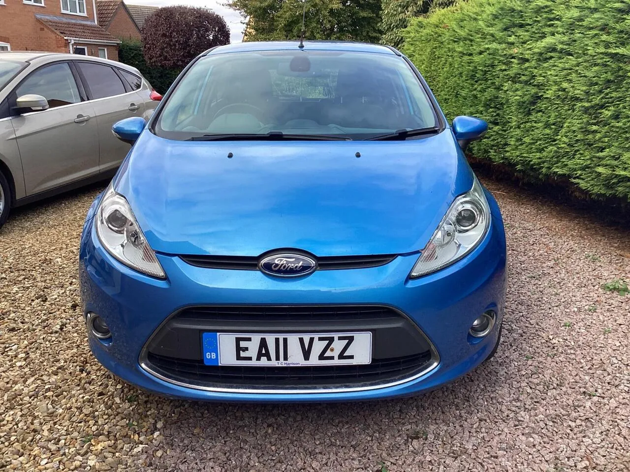 Ford Fiesta 2011 photo 2
