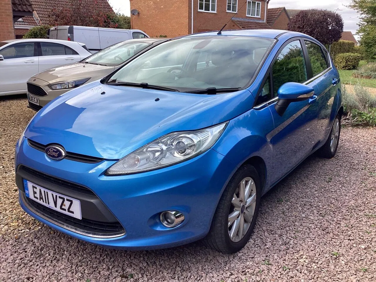Ford Fiesta 2011 photo 3