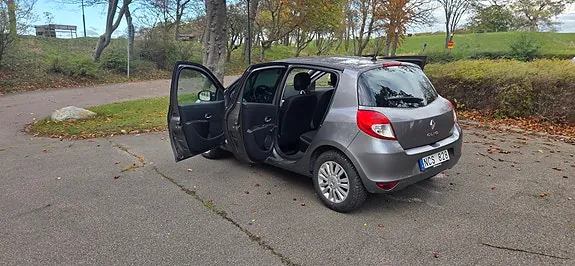 Renault Clio 2013 photo 3