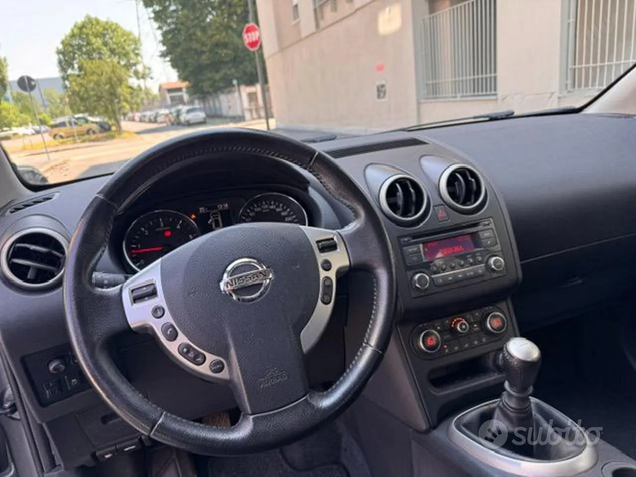 Nissan Qashqai 2011 photo 4