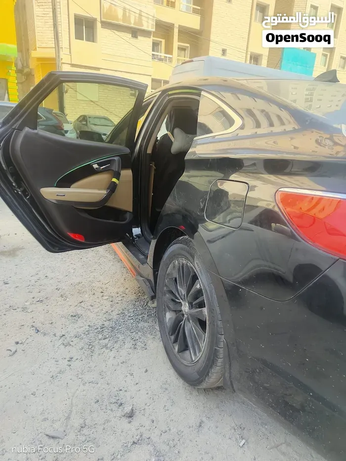 Hyundai Azera 2015 photo 2