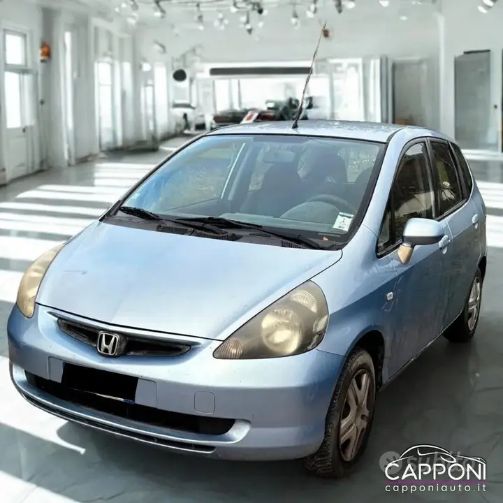 Honda Jazz 2004 photo 2