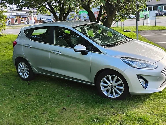Ford Fiesta 2019 photo 2