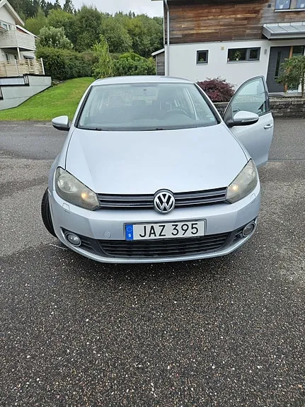 Volkswagen Golf Vi 2010 photo 2