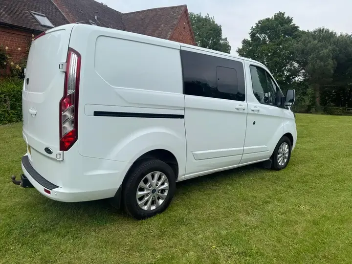 Ford Transit Custom 2023 photo 5