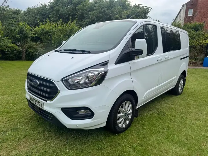 Ford Transit Custom 2023 photo 2