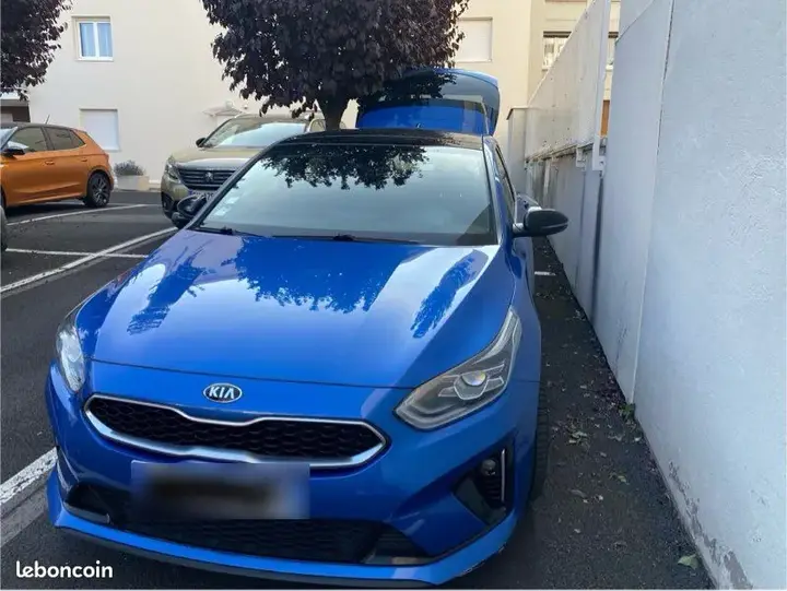 Kia Proceed