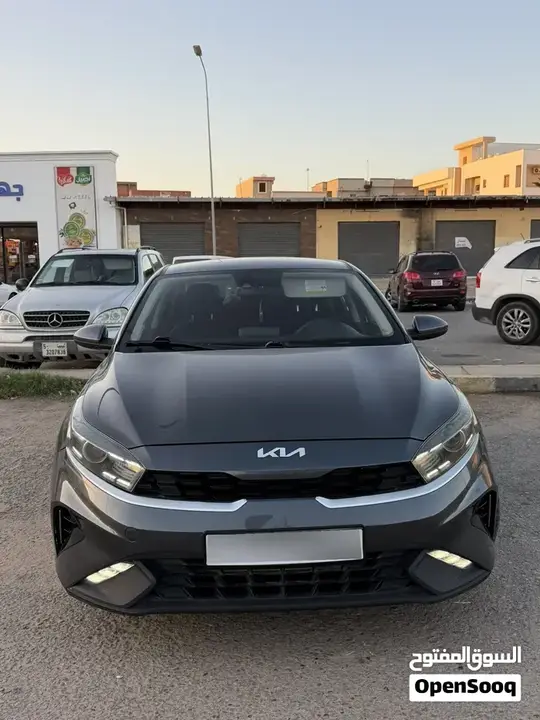 Kia Forte 2023 photo 3