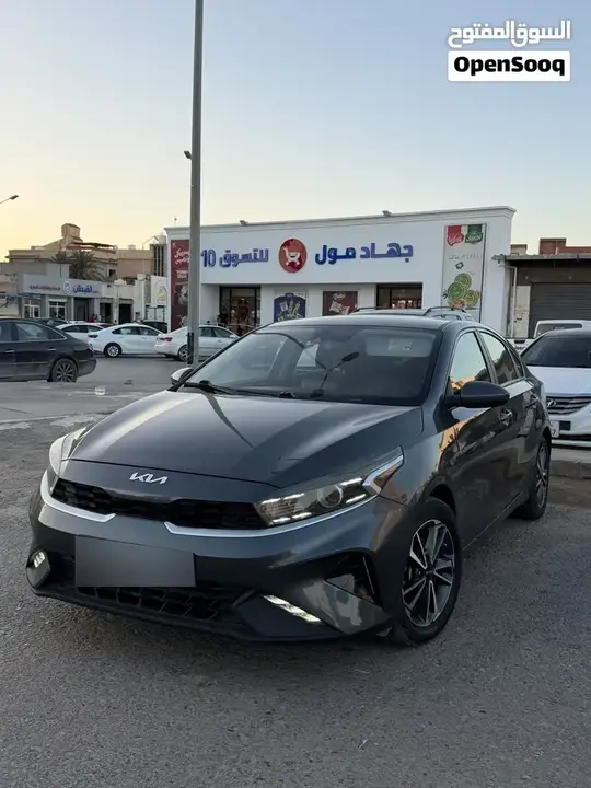 Kia Forte 2023 photo 2