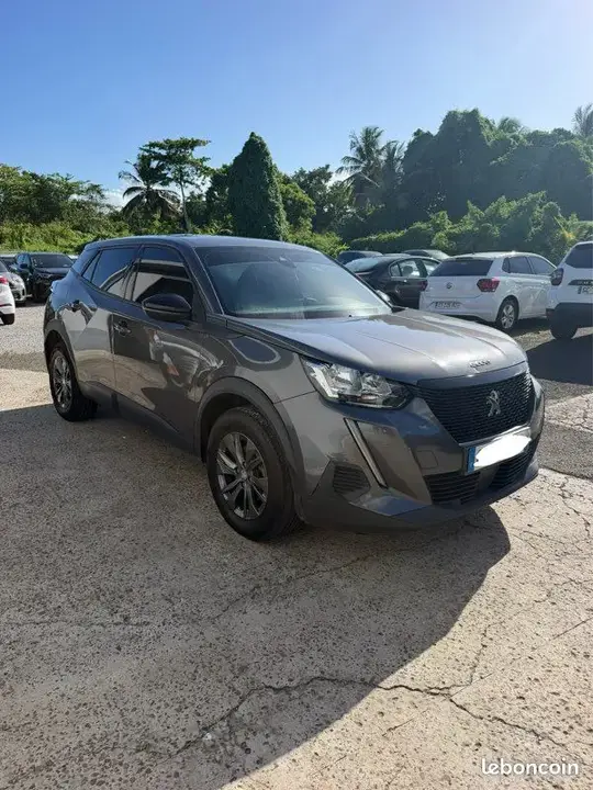 Peugeot 2008 2023 photo 4