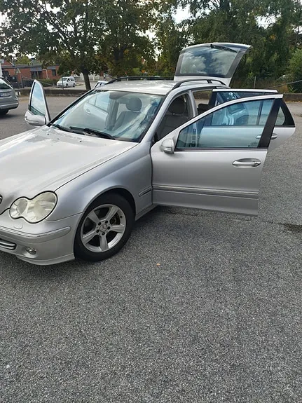 Mercedes-Benz C180 2005 photo 5