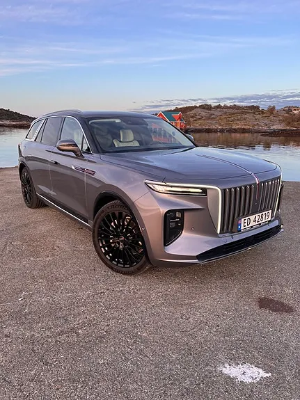 Hongqi E-Hs9 2022 photo 2