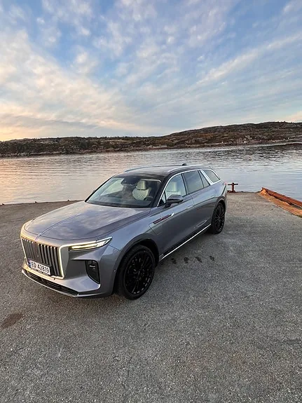 Hongqi E-Hs9 2022 photo 3
