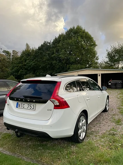Volvo V60 2011 photo 3