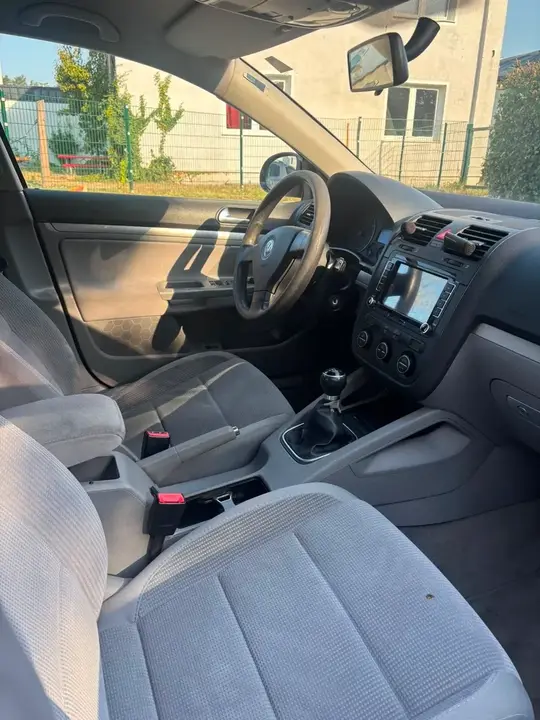 Volkswagen Jetta 2006 photo 2